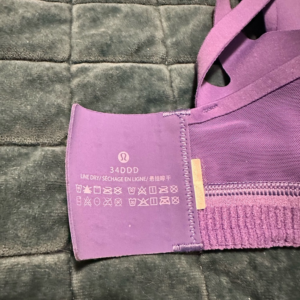 Lululemon Air Support Sports Bra Charged Indigo Sz 34DDD